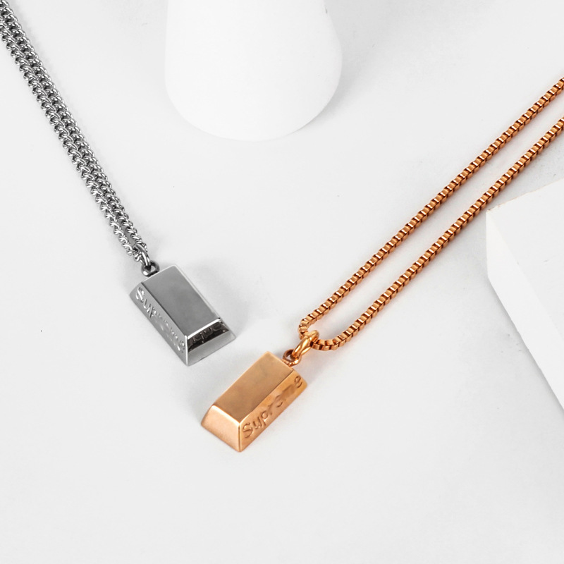 trendy brand necklace, versatile for men, simple and fashionable women, Silver
trendy brand necklace, versatile for men, simple and fashionable women, Silver