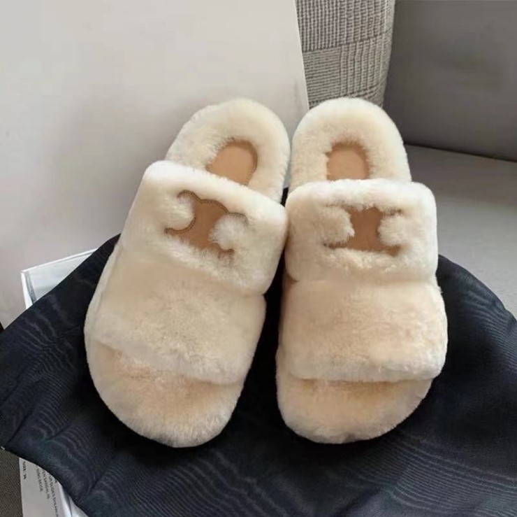 2021 desiner women Winter Plush Slippers Indoor hotle Shoes Warm Fox Fur Slipper For Womens Slides Flip Flops top quality, Black
2021 desiner women Winter Plush Slippers Indoor hotle Shoes Warm Fox Fur Slipper For Womens Slides Flip Flops top quality, Black
