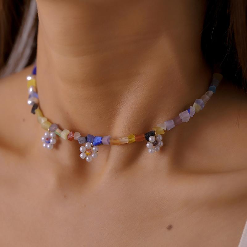 Pendant Necklaces ZV Multicolored Gravel Necklace Beaded Pearl Flower Chain For Women Gift Statement Heart Jewelry Female Choker
Pendant Necklaces ZV Multicolored Gravel Necklace Beaded Pearl Flower Chain For Women Gift Statement Heart Jewelry Female Choker