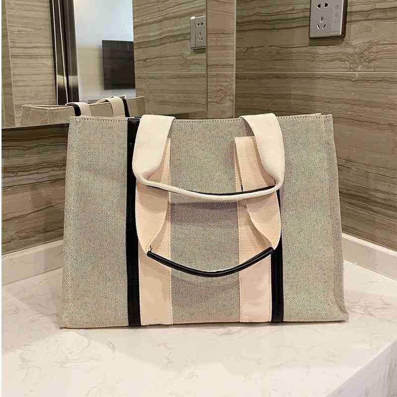 Hanghhangbag Luxury Designer Fashion Hand Handbag Handbags Backpack Wallet Purse Shoulder Crossbody Tote Bags Mini Bag Shop Students' c
Hanghhangbag Luxury Designer Fashion Hand Handbag Handbags Backpack Wallet Purse Shoulder Crossbody Tote Bags Mini Bag Shop Students' c