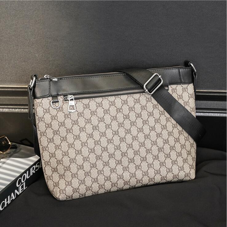 Factory wholesale men bags simple personalized printed envelope bag street trend printeds leather mens messenger handbag business casual Backpack, Black4-5209
Factory wholesale men bags simple personalized printed envelope bag street trend printeds leather mens messenger handbag business casual Backpack, Black4-5209