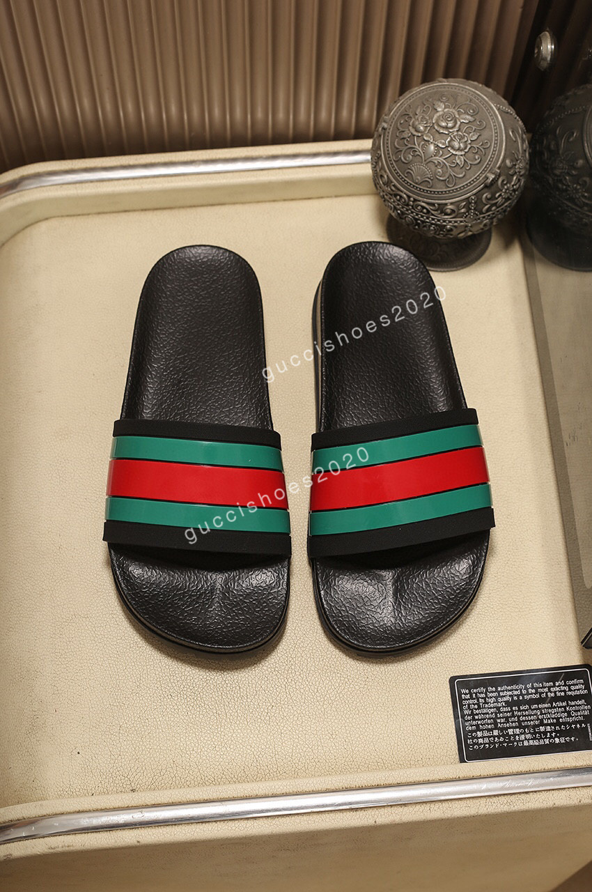 2022 Slippers Mens Womens slider slides Sandals rubber or fur furry Designer flat sole slipper Piscine Red embossing on logo sliders size35-46, 02
2022 Slippers Mens Womens slider slides Sandals rubber or fur furry Designer flat sole slipper Piscine Red embossing on logo sliders size35-46, 02