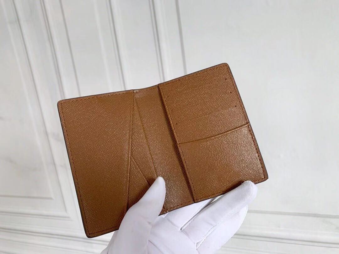 Men Canvas Leather Pocket Wallet N60502 N63145 Card Holders Unisex fashion Designer Short Coin Purse key Pouch N63143 m61696, Epi leather all black
Men Canvas Leather Pocket Wallet N60502 N63145 Card Holders Unisex fashion Designer Short Coin Purse key Pouch N63143 m61696, Epi leather all black
