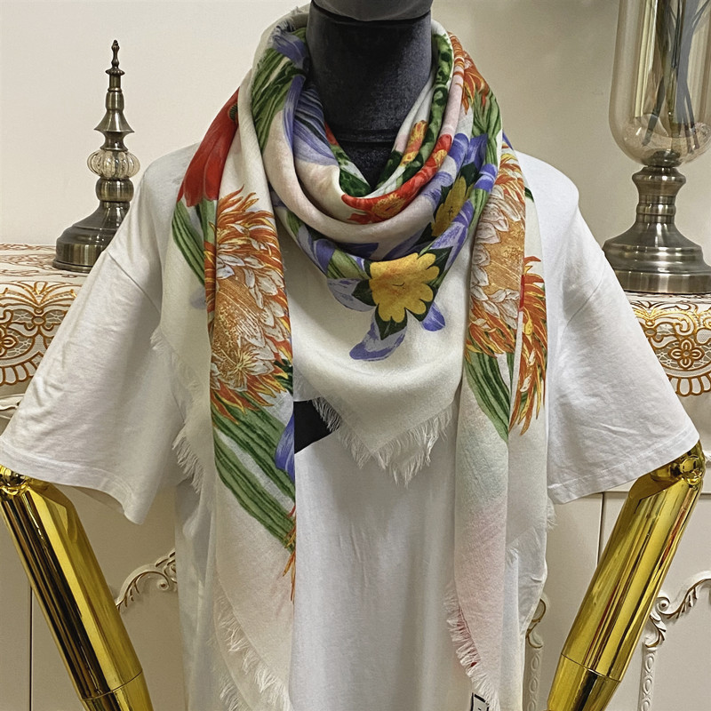 Women's square scarf scarves good quality 100% cashmere material thin and soft print flowers pattern size 130cm -130cm, Blue;gray
Women's square scarf scarves good quality 100% cashmere material thin and soft print flowers pattern size 130cm -130cm, Blue;gray