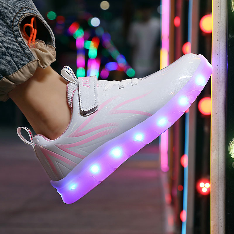 Size 26-35 Luminous USB Charged Shoes for Children Boys Girls Glowing Sport Sneakers with LED Lights Kids Anti-slip Lighted Shoe, Black
Size 26-35 Luminous USB Charged Shoes for Children Boys Girls Glowing Sport Sneakers with LED Lights Kids Anti-slip Lighted Shoe, Black