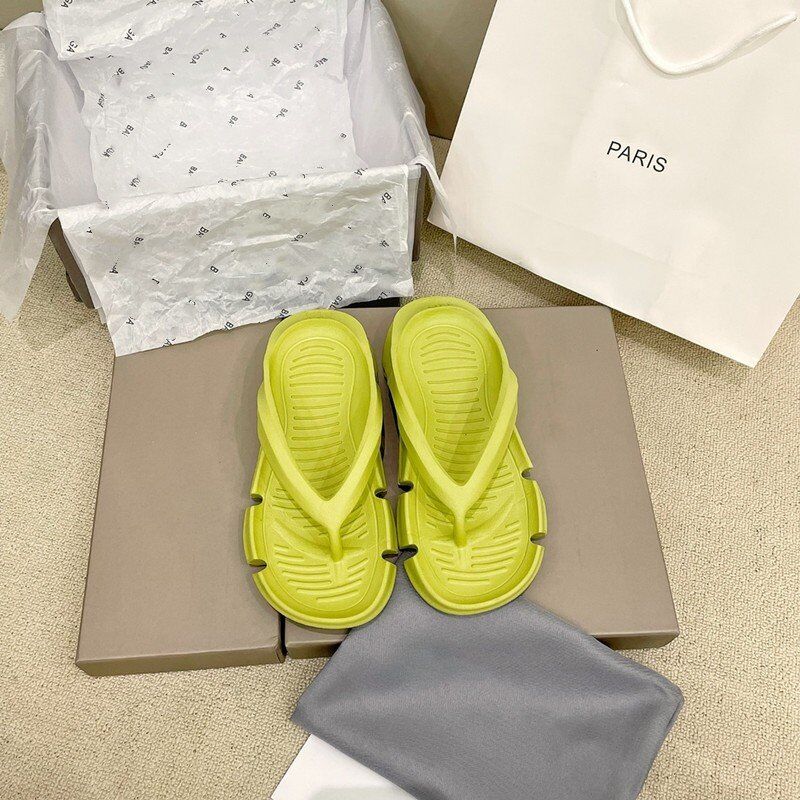 high Fashion Summer Designer women Flip flops Slipper Luxury slides Ladies Casual sandals size:35-40, Multi
high Fashion Summer Designer women Flip flops Slipper Luxury slides Ladies Casual sandals size:35-40, Multi