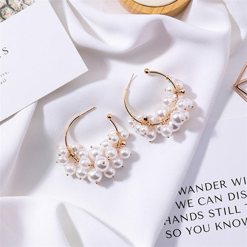 2022European American Exaggerated Fashion Rhinestone Earrings Winter Grape String Pearl Dangle Hipster Jewelry Gift & Chandelier, Silver
2022European American Exaggerated Fashion Rhinestone Earrings Winter Grape String Pearl Dangle Hipster Jewelry Gift & Chandelier, Silver
