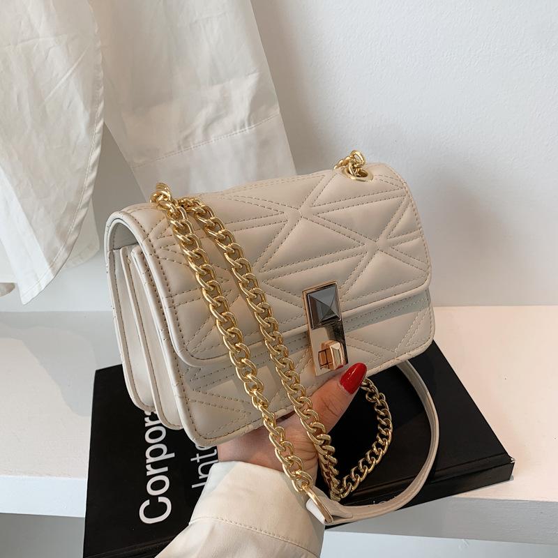 Evening Bags YAOKU WOMEN 'S Bag Style Chain Shoulder Simple Square Sling 2021 Summer Spiraea Trend Of Fashion Lady PU
Evening Bags YAOKU WOMEN 'S Bag Style Chain Shoulder Simple Square Sling 2021 Summer Spiraea Trend Of Fashion Lady PU