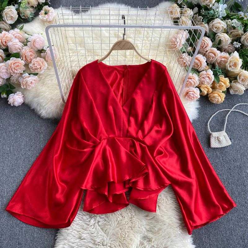 Women Fashion V Neck Pleated Waist Thin Long Bat Sleeve Satin Tops Lady Korean Clothing Solid Color Harajuku Shirt Blouse R112 210527