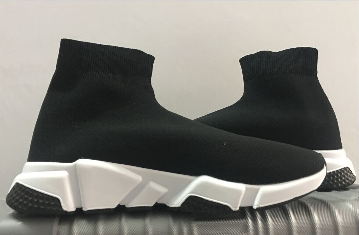 Top Quality Black White Speed Trainer Casual Shoes Man Woman Socks Boots Stretch-Knit Race Runner Sneakers
Top Quality Black White Speed Trainer Casual Shoes Man Woman Socks Boots Stretch-Knit Race Runner Sneakers
