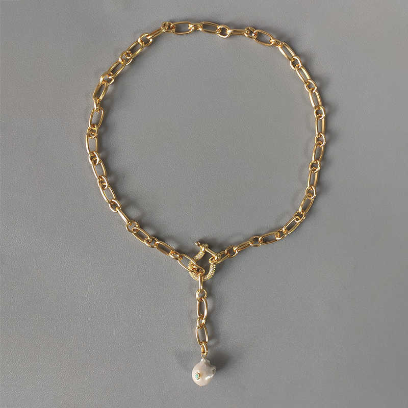punk copper plating gold-color chain necklace fashion natural pearl pendant jewelry handmade shiny carabiner embellishment X0707
punk copper plating gold-color chain necklace fashion natural pearl pendant jewelry handmade shiny carabiner embellishment X0707