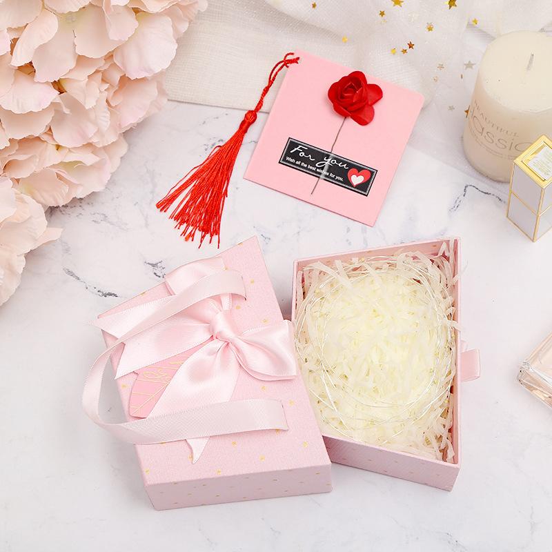 Gift Boxs Bronzing Protable Paper Box Leather Portable Rope Chocolate Candy Packaging Birthday Party Year Decoration Wrap