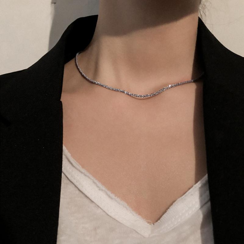 Chokers Luxury Simple Clavicle Chain Niche Temperament Diamond Pendant Necklace For Wedding Jewelry Sets Bridal Party Ceremony 
Chokers Luxury Simple Clavicle Chain Niche Temperament Diamond Pendant Necklace For Wedding Jewelry Sets Bridal Party Ceremony