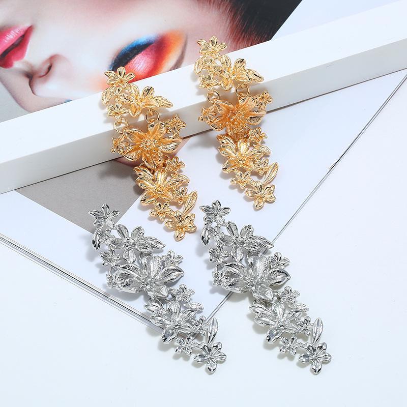 Punk Gold Color Big Metal Flowers Dangling Earrings For Women Exaggerated Statement Drop Alloy Ear Cuff Earring Party Jewelry Dangle & Chand, Silver
Punk Gold Color Big Metal Flowers Dangling Earrings For Women Exaggerated Statement Drop Alloy Ear Cuff Earring Party Jewelry Dangle & Chand, Silver