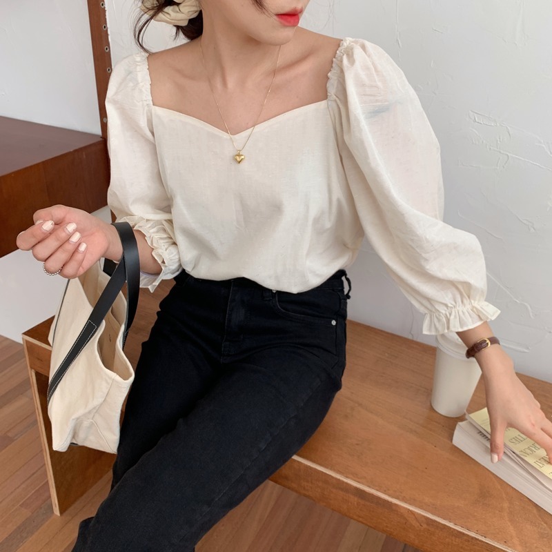 Casual Female Tops Spring Fashion Korean Chic Blouse Women Sexy Square Collar Puff Sleeve Ladies' Blusa White Shirts 10165 210506