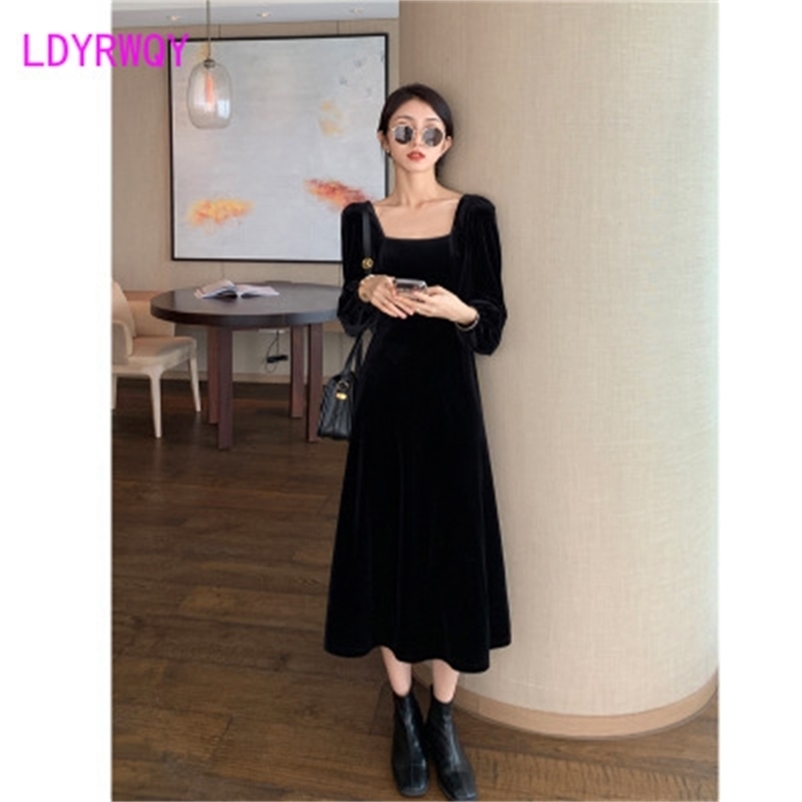 women french vintage velvet waist Polyester Office Lady Sheath Zippers Knee-Length Square collar dress 210603, Black
women french vintage velvet waist Polyester Office Lady Sheath Zippers Knee-Length Square collar dress 210603, Black