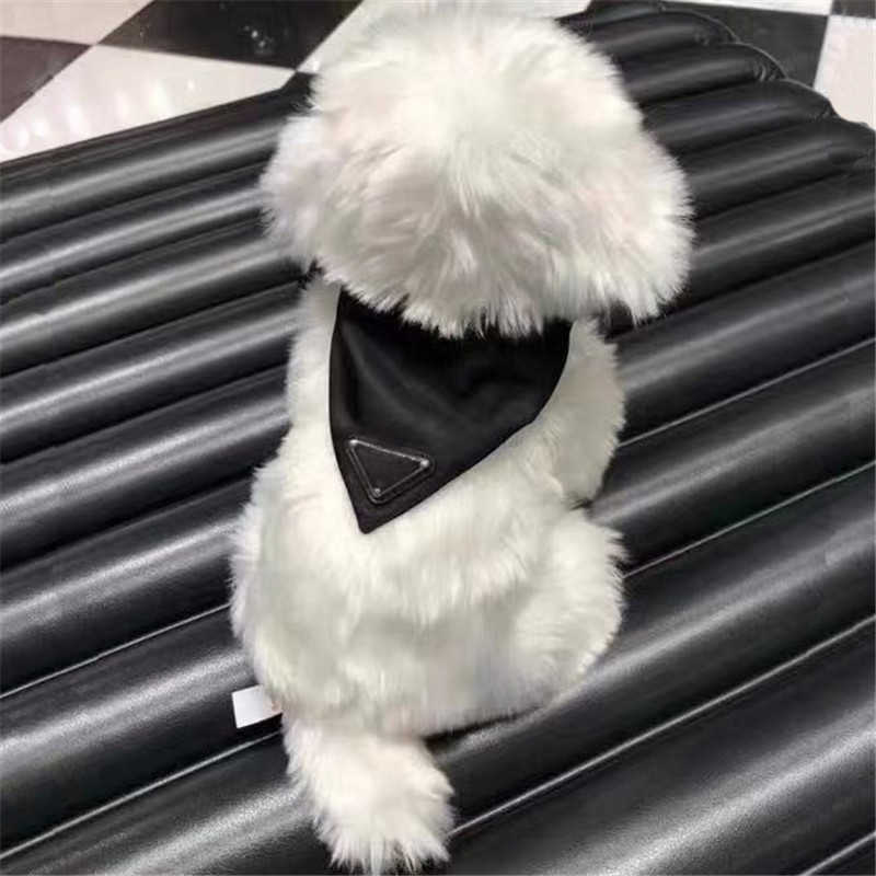 Casual Solid Color Dog Apparel Letter Pattern Bib Designer Triangle Card Scarf Personality Silk Dogs Decoration
Casual Solid Color Dog Apparel Letter Pattern Bib Designer Triangle Card Scarf Personality Silk Dogs Decoration