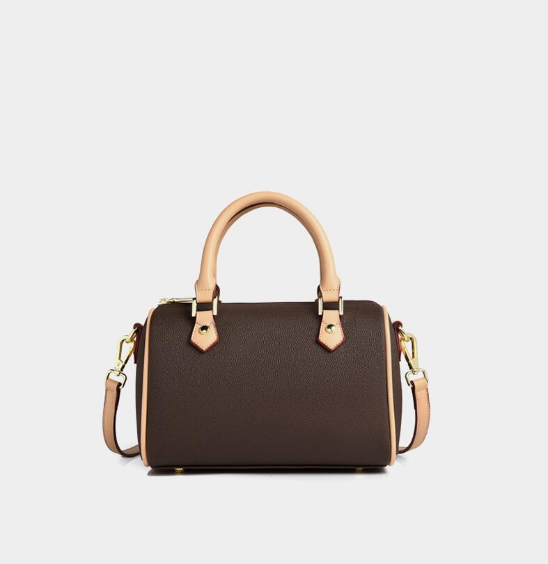 YQ 2021 Women Designers Bags GGLouisbags_18 Duffle Outdoor Packs Tote travel bag hand Business trip luggage Travelbag men Leather hand
YQ 2021 Women Designers Bags GGLouisbags_18 Duffle Outdoor Packs Tote travel bag hand Business trip luggage Travelbag men Leather hand