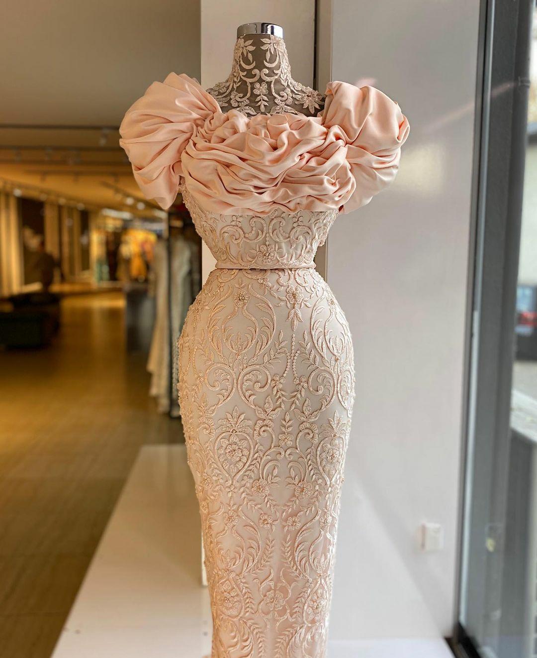 Elegant Sheath Evening Dresses Lace Appliques High Neck Ruffle Cap Sleeve Prom Gowns vestido de novia CG001