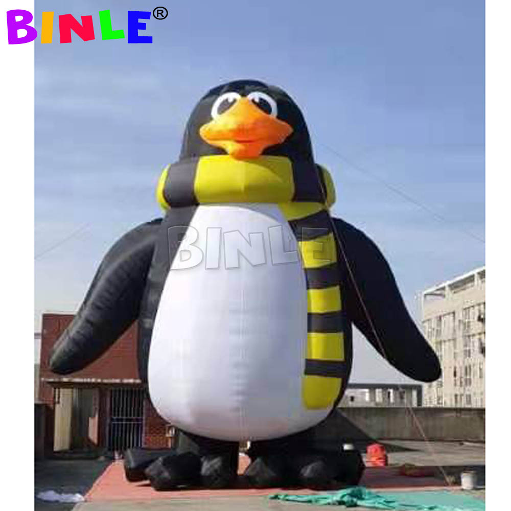 Customized 28ft Tall Giant Inflatable Chad The Penguin For Outdoor Christmas Decoration