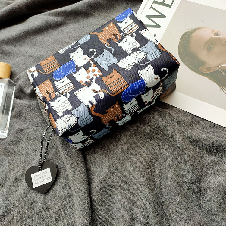 Sale nice women classic lovely cat zipper big capacity cosmetic bags, Multi
Sale nice women classic lovely cat zipper big capacity cosmetic bags, Multi