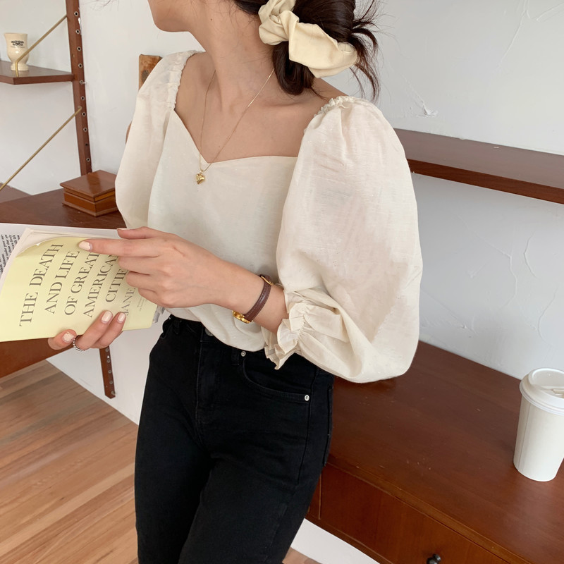Casual Female Tops Spring Fashion Korean Chic Blouse Women Sexy Square Collar Puff Sleeve Ladies' Blusa White Shirts 10165 210506