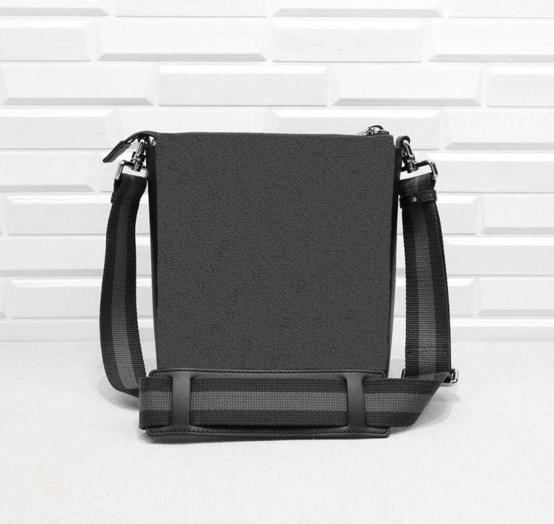 Hot Men's briefcases bag Tote Boston's Fashion men Shoulder Messenger Bag Belt Backpack Mini L age Lifestyle
Hot Men's briefcases bag Tote Boston's Fashion men Shoulder Messenger Bag Belt Backpack Mini L age Lifestyle