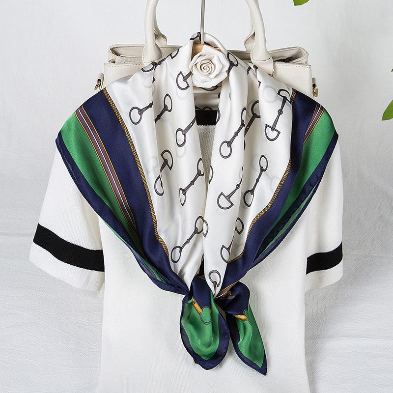 Scarves Satin Silk Small Luxury Chain Print Handkerchief Designer Hair Bandana Bag Twill Women Occupation Neck
Scarves Satin Silk Small Luxury Chain Print Handkerchief Designer Hair Bandana Bag Twill Women Occupation Neck