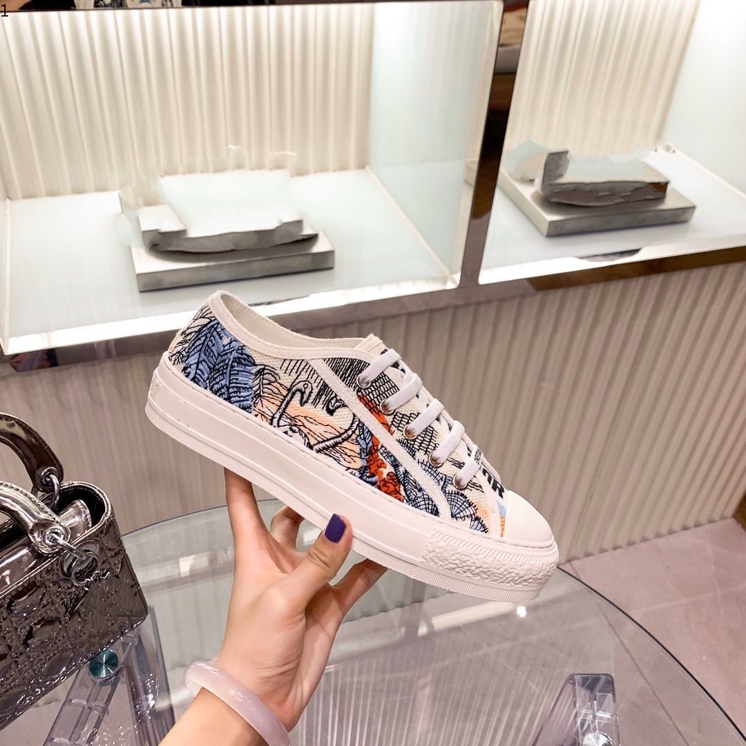 Superstar White Black Pink Blue Gold 80s Superstars Pride Sneakers Super Star Women Men Sports Casual EUR 35-40 mkjtt65894
Superstar White Black Pink Blue Gold 80s Superstars Pride Sneakers Super Star Women Men Sports Casual EUR 35-40 mkjtt65894