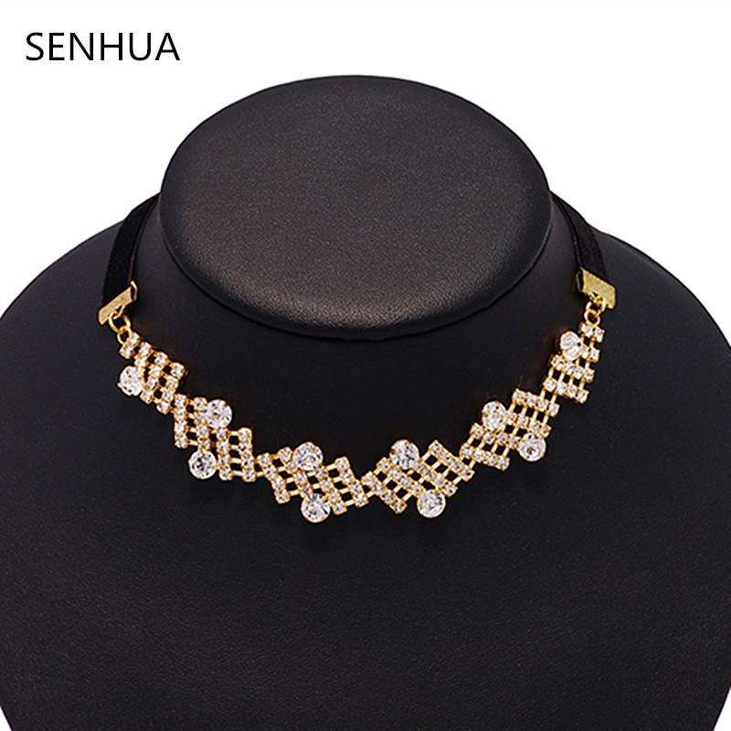 Chokers Black Goth Choker Necklaces Headbands Women Fashion Velvet & Pendants Party Rhinestone Grid Gifts XL07, Golden;silver
Chokers Black Goth Choker Necklaces Headbands Women Fashion Velvet & Pendants Party Rhinestone Grid Gifts XL07, Golden;silver