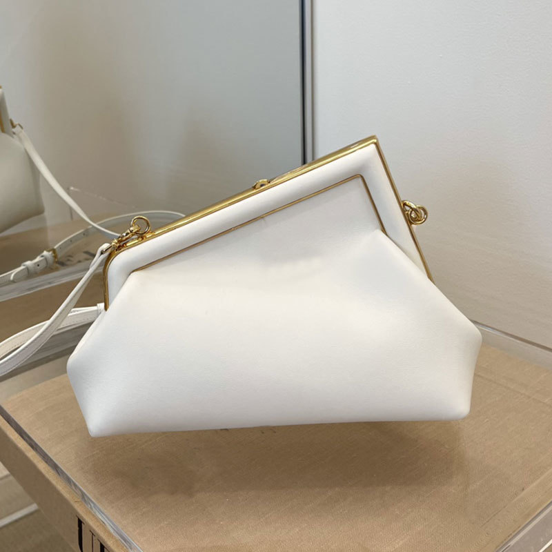 Fend First Series Women Fashion Messenger Quality Genuine Leather Crossbody Bag Dinner Hand Bags Letter Shoulder Back Pouch Wan Gou1
Fend First Series Women Fashion Messenger Quality Genuine Leather Crossbody Bag Dinner Hand Bags Letter Shoulder Back Pouch Wan Gou1