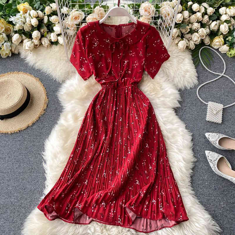 Summer Women Sweet Pleated Dress Vintage Elastic Waist Short Sleeve Floral Print Dress Elegant Doll Collar Midi Dresses 210521