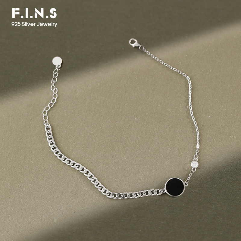F.I.N.S Korean S925 Sterling Silver Anklet Black Enamel Zircon Slim Cross Chain Ankle Bracelet Foot Simple Asymmetric Chain
F.I.N.S Korean S925 Sterling Silver Anklet Black Enamel Zircon Slim Cross Chain Ankle Bracelet Foot Simple Asymmetric Chain