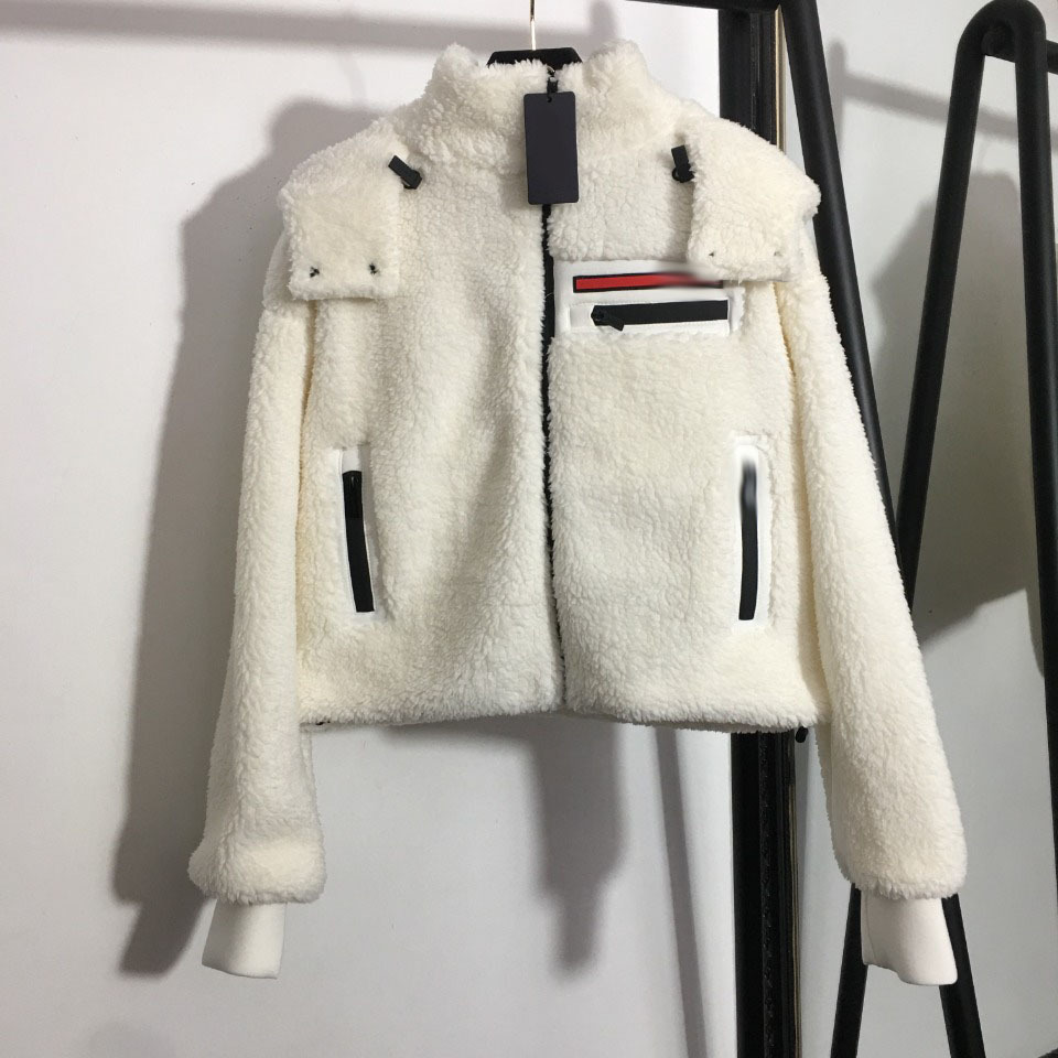 1111 L 2022 Spring Autumn Brand SAme Style Stand Collar Lamb hair Long Sleeve Coat White Black High Quality Womens clothes Fashion meiyi
1111 L 2022 Spring Autumn Brand SAme Style Stand Collar Lamb hair Long Sleeve Coat White Black High Quality Womens clothes Fashion meiyi