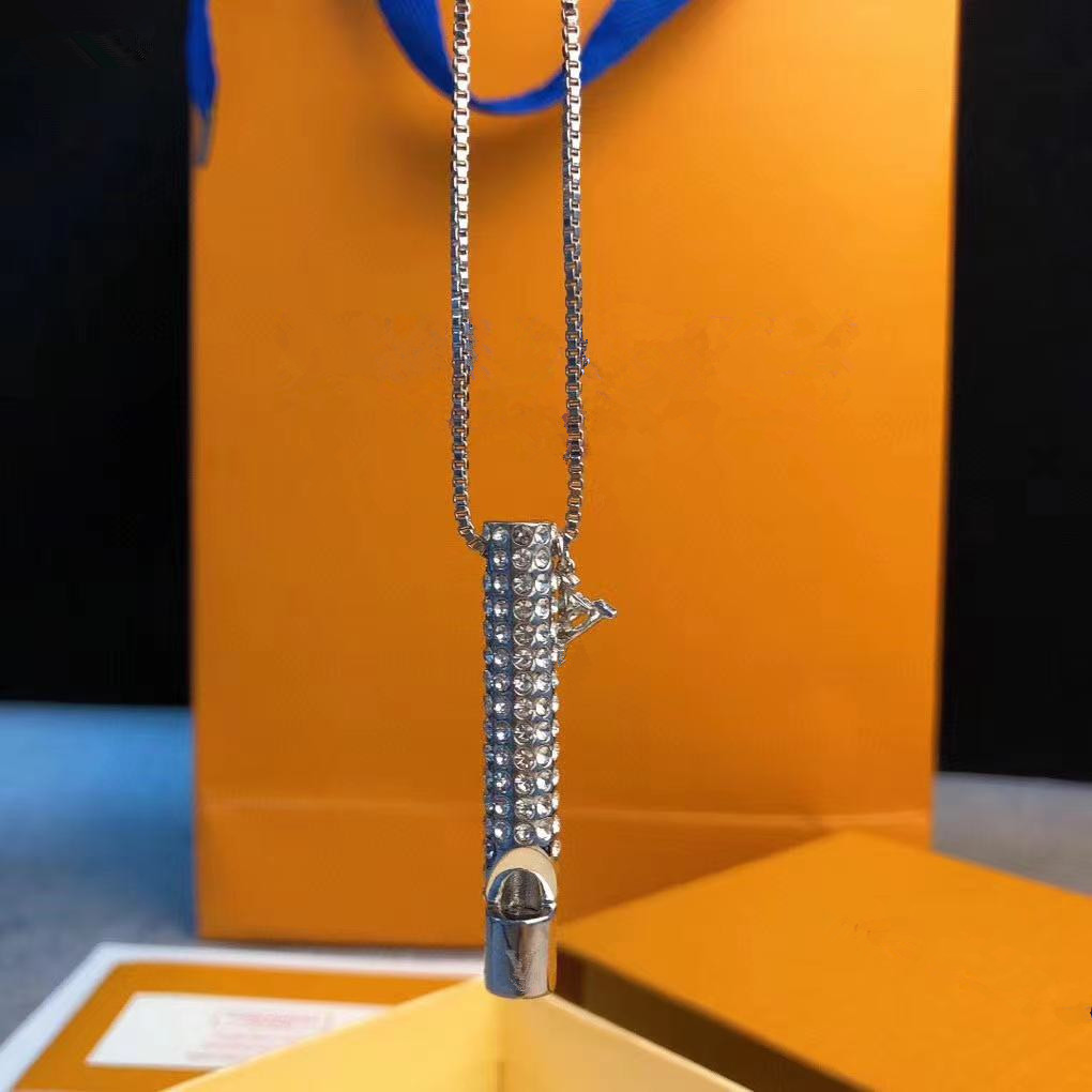 Unisex Pendant chain L whiste necklace Hiphop stainless steel Woman Men Lover Jewelry
Unisex Pendant chain L whiste necklace Hiphop stainless steel Woman Men Lover Jewelry