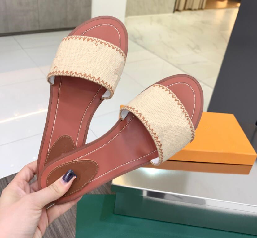 Brand Design Gold Chain Women Slipper Closed Toe Slip On Mules Shoes Round Toe Low Heels Casual Slides Flip Flop Plus Size, Box
Brand Design Gold Chain Women Slipper Closed Toe Slip On Mules Shoes Round Toe Low Heels Casual Slides Flip Flop Plus Size, Box