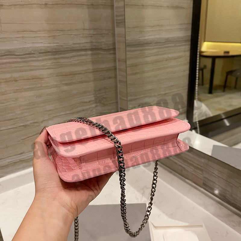 2021 Dionysian Chain Senior underarm Bags Ball-match Fashion Shoulder Handbags LADY chains phone bag temperament Crossbody wallet Metallic glossy