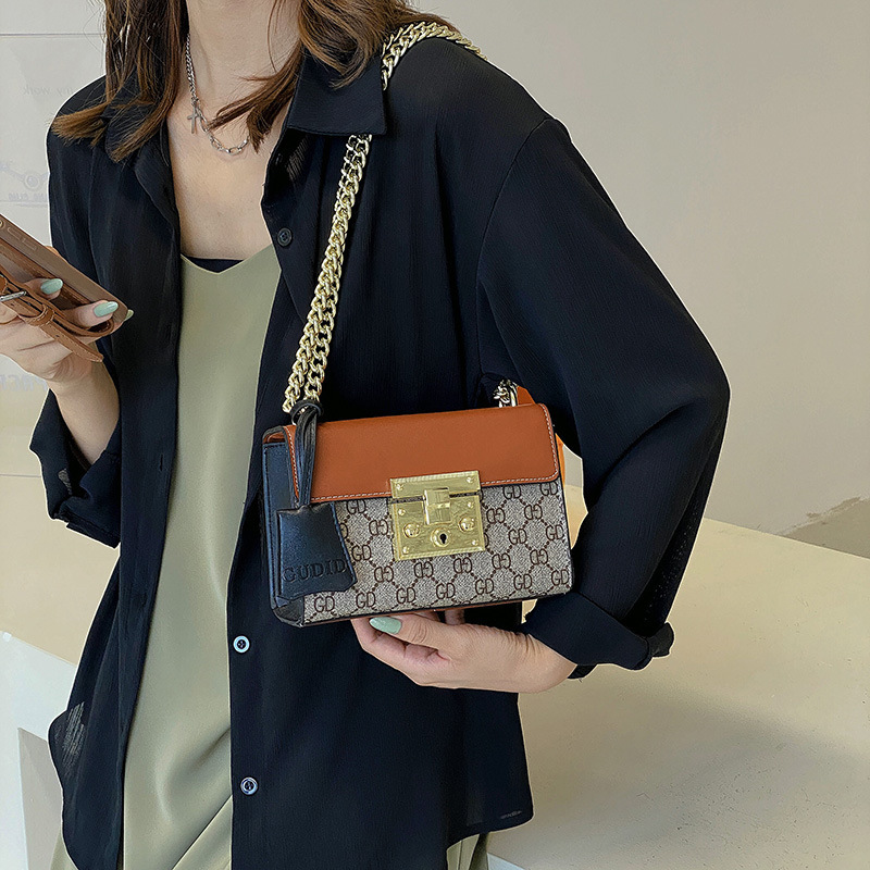 70% Off exclusive new women's bag contrast color simple square design chain Single Shoulder Messenger Bag girls' Backpack, Black
70% Off exclusive new women's bag contrast color simple square design chain Single Shoulder Messenger Bag girls' Backpack, Black