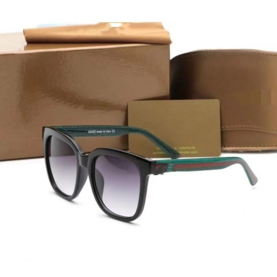 Retro design double G letter sunglasses with original packaging outdoor anti-glare sunglass beach sunglasse
Retro design double G letter sunglasses with original packaging outdoor anti-glare sunglass beach sunglasse