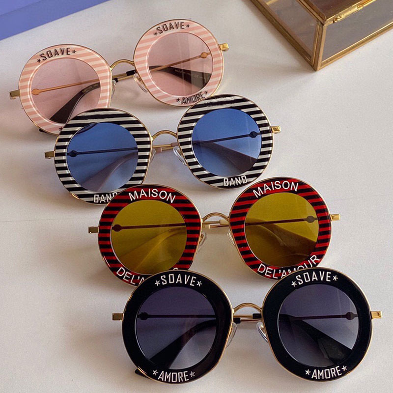 Fashion sunglasses 0113S womens personality letter stripe frame round sun glasses women casual party high quality UV400 with mirror box delivery, White;black
Fashion sunglasses 0113S womens personality letter stripe frame round sun glasses women casual party high quality UV400 with mirror box delivery, White;black