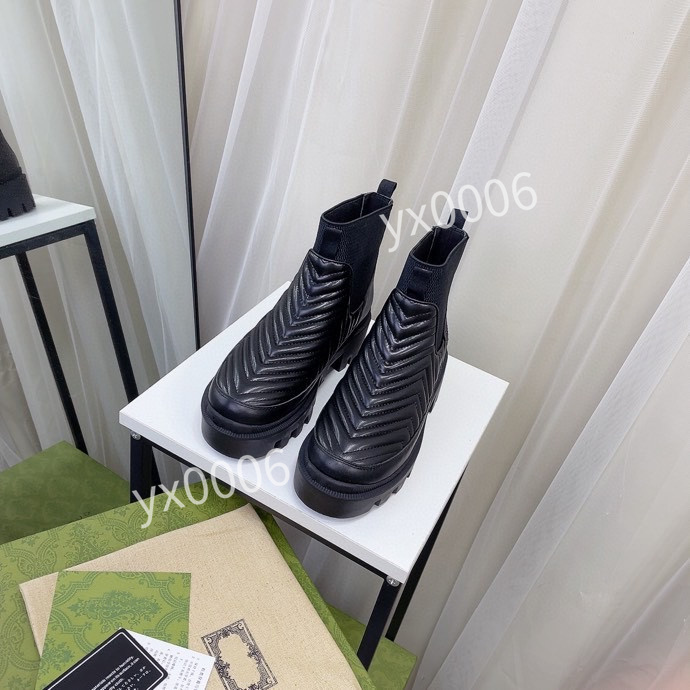 2022 Designer Australia Women Boots 35-41 Chestnut High Low Black Grey Navy Blue Luxury Ankle Short Boot womens snow winter shoes ly211203, 01
2022 Designer Australia Women Boots 35-41 Chestnut High Low Black Grey Navy Blue Luxury Ankle Short Boot womens snow winter shoes ly211203, 01