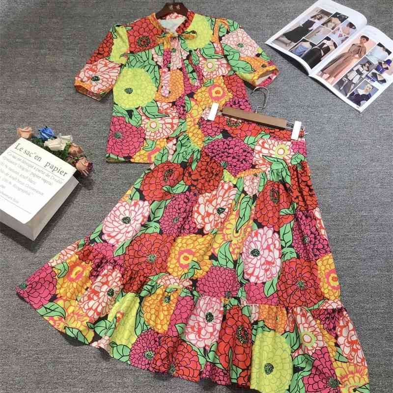 Truevoker Lady Skirt Set High Street Short Sleeve Fancy Flower Print Blouse With Mid Calf Length Two Piece 210602, Multi
Truevoker Lady Skirt Set High Street Short Sleeve Fancy Flower Print Blouse With Mid Calf Length Two Piece 210602, Multi