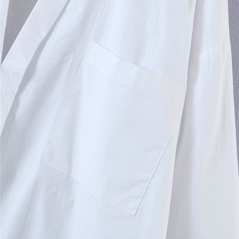 Elegant Women Solid White Shirts Fashion Ladies Turn Down Collar Tops Streetwear Female Chic Cotton Loose Blouses 210430