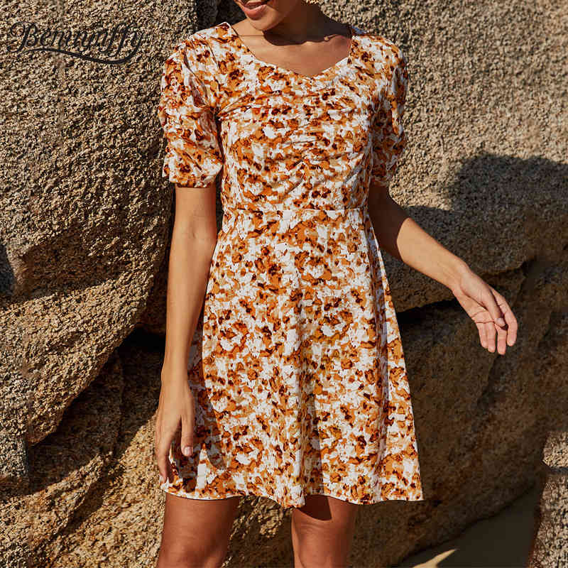 Sweetheart Neck Casual Print Ruched Mini Dresses Women Summer Short Sleeve Slim High Waist Ladies Vintage A-Line Dress 210510