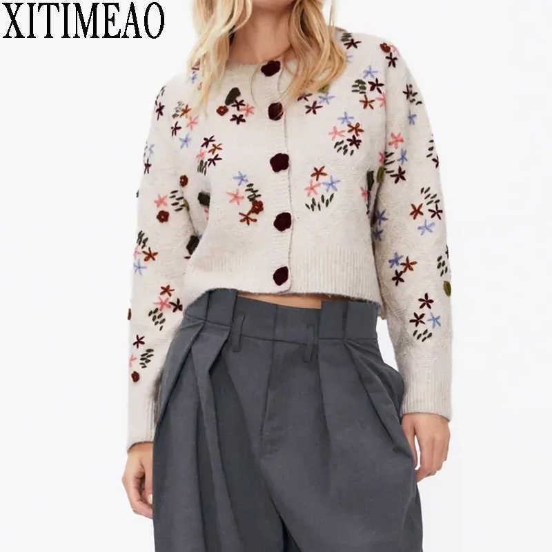 ZA Autumn Winter Knitted Female Cardigan Knit Sweater Short Coat Retro Flower Embroidery O Neck knitted cardigan Women Jacke 210602, As picutre
ZA Autumn Winter Knitted Female Cardigan Knit Sweater Short Coat Retro Flower Embroidery O Neck knitted cardigan Women Jacke 210602, As picutre