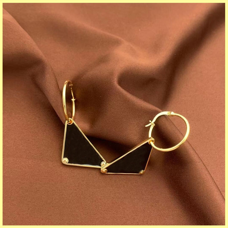 Fashion Studs Earrings Luxurys Designers Mens Earring Gold Hoop Earrings Women Triangle Earings Jewelry Wedding Party Ornaments 21071204R
Fashion Studs Earrings Luxurys Designers Mens Earring Gold Hoop Earrings Women Triangle Earings Jewelry Wedding Party Ornaments 21071204R