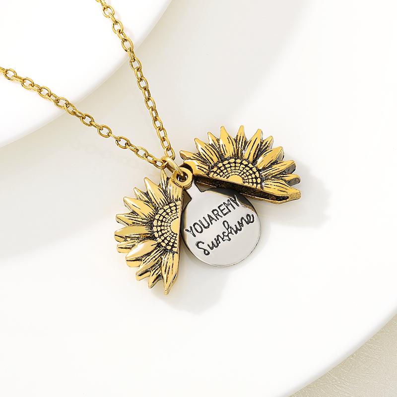Chains Sunflower Necklace Double Sided You Are My Sunshine For Women Open Locket Men Bijoux Femme Collares De Moda, Silver
Chains Sunflower Necklace Double Sided You Are My Sunshine For Women Open Locket Men Bijoux Femme Collares De Moda, Silver