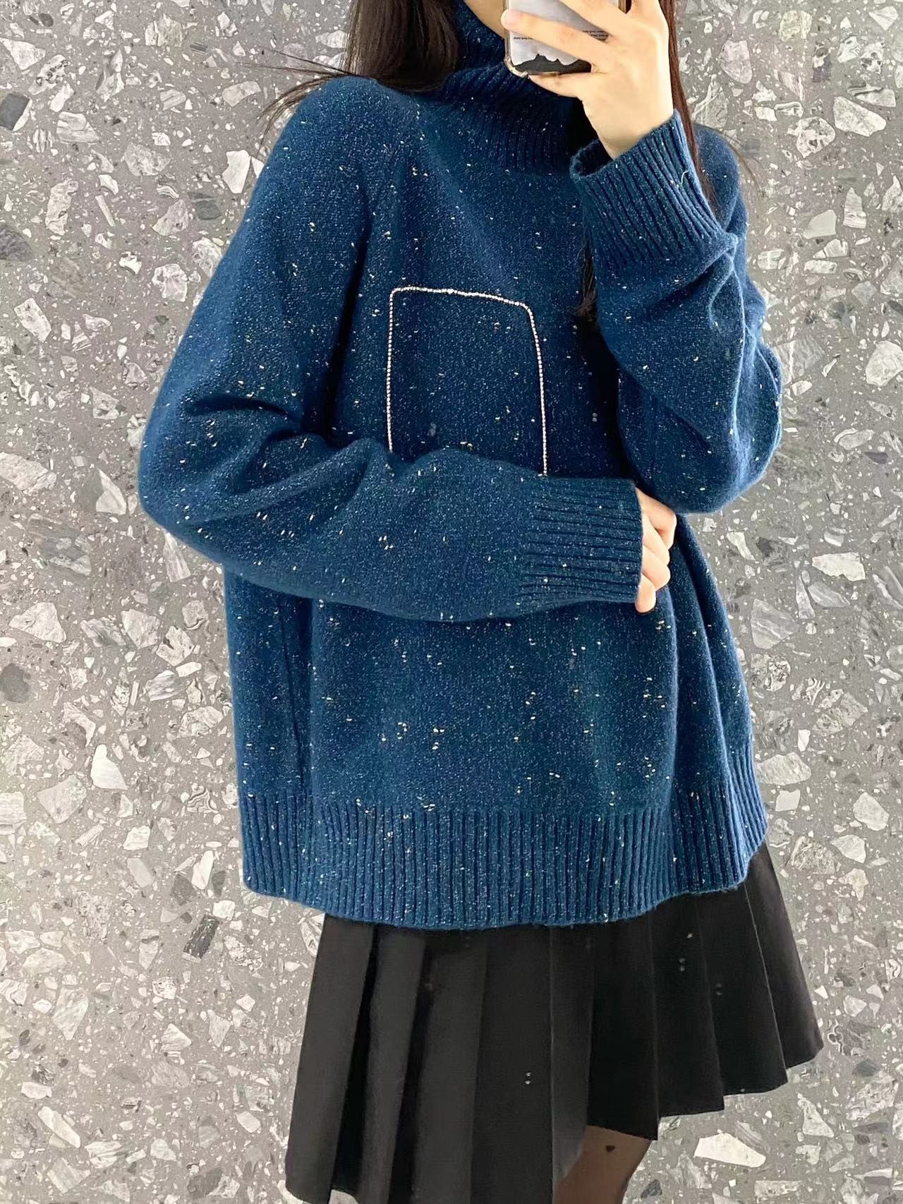 Haze blue high neck raccoon cashmere sweater Sequin loose thickened lazy wind foreign style knitted bottomed top
Haze blue high neck raccoon cashmere sweater Sequin loose thickened lazy wind foreign style knitted bottomed top