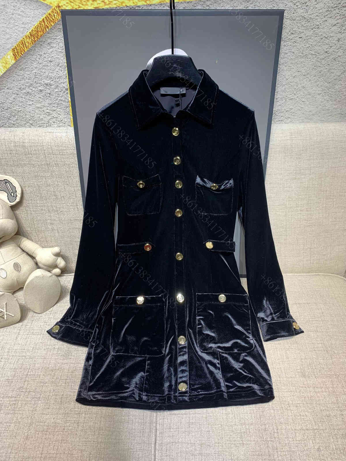 Fashion women velvet dress shirt high-end Office party midi dresses velvet back zipper design long sleeve brand logo designer clothes womens wholesale, Black;gray
Fashion women velvet dress shirt high-end Office party midi dresses velvet back zipper design long sleeve brand logo designer clothes womens wholesale, Black;gray