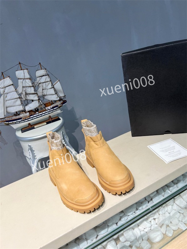 Luxury Womens Boots Printing Boots Platform Work Boot Snow Lady star Ankle trail Designer Winter Shoes rx211004, 01
Luxury Womens Boots Printing Boots Platform Work Boot Snow Lady star Ankle trail Designer Winter Shoes rx211004, 01